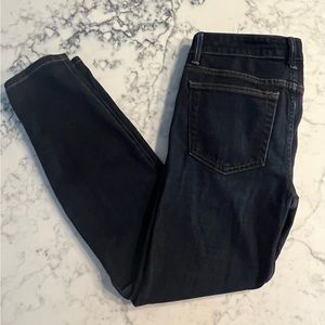 Women’s dark blue Joe’s jeans, ankle jeans, size 26 excellent used condi…